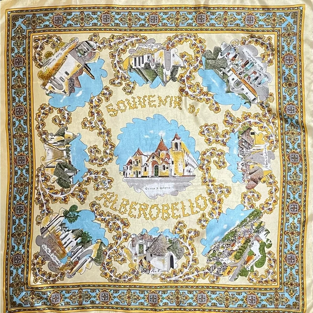 Unbranded vintage souvenir